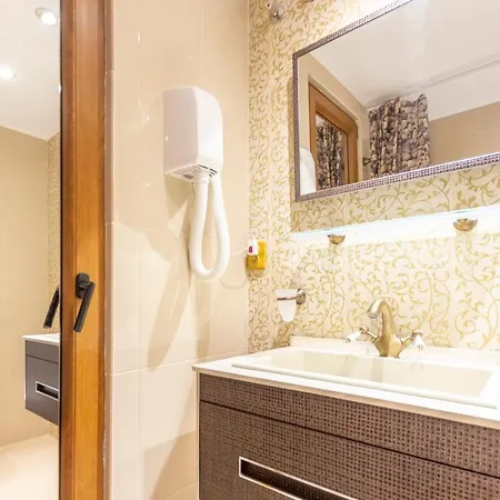 Benalbeach Premium Small Studio- 24h Access Apartment