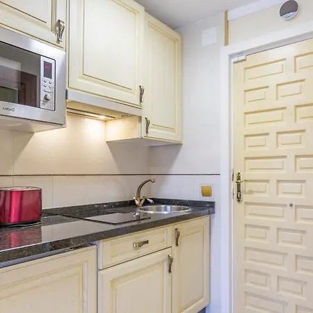 Apartment Benalbeach Premium Small Studio- 24h Access