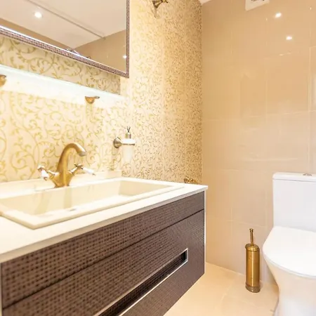 Benalbeach Premium Small Studio- 24h Access Apartment