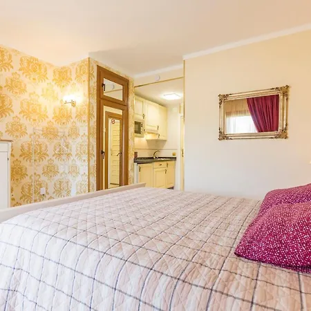 Benalbeach Premium Small Studio- 24h Access Apartment Benalmadena