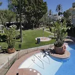 Apartment Benal - Self Check-in - Steps From Costa *